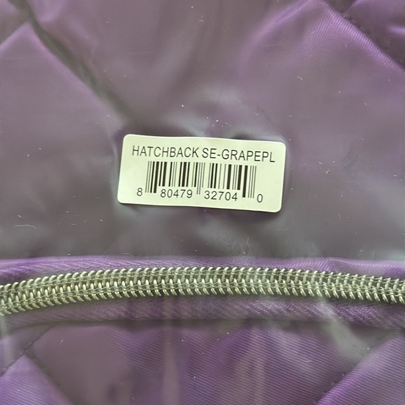 Lug Hatchback SE, Grape Purple, NWT - Picture 3 of 9